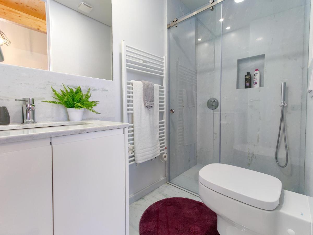 Coutinho Apartment - Modern Ap In The City Centre With Balcony Viana do Castelo Zewnętrze zdjęcie