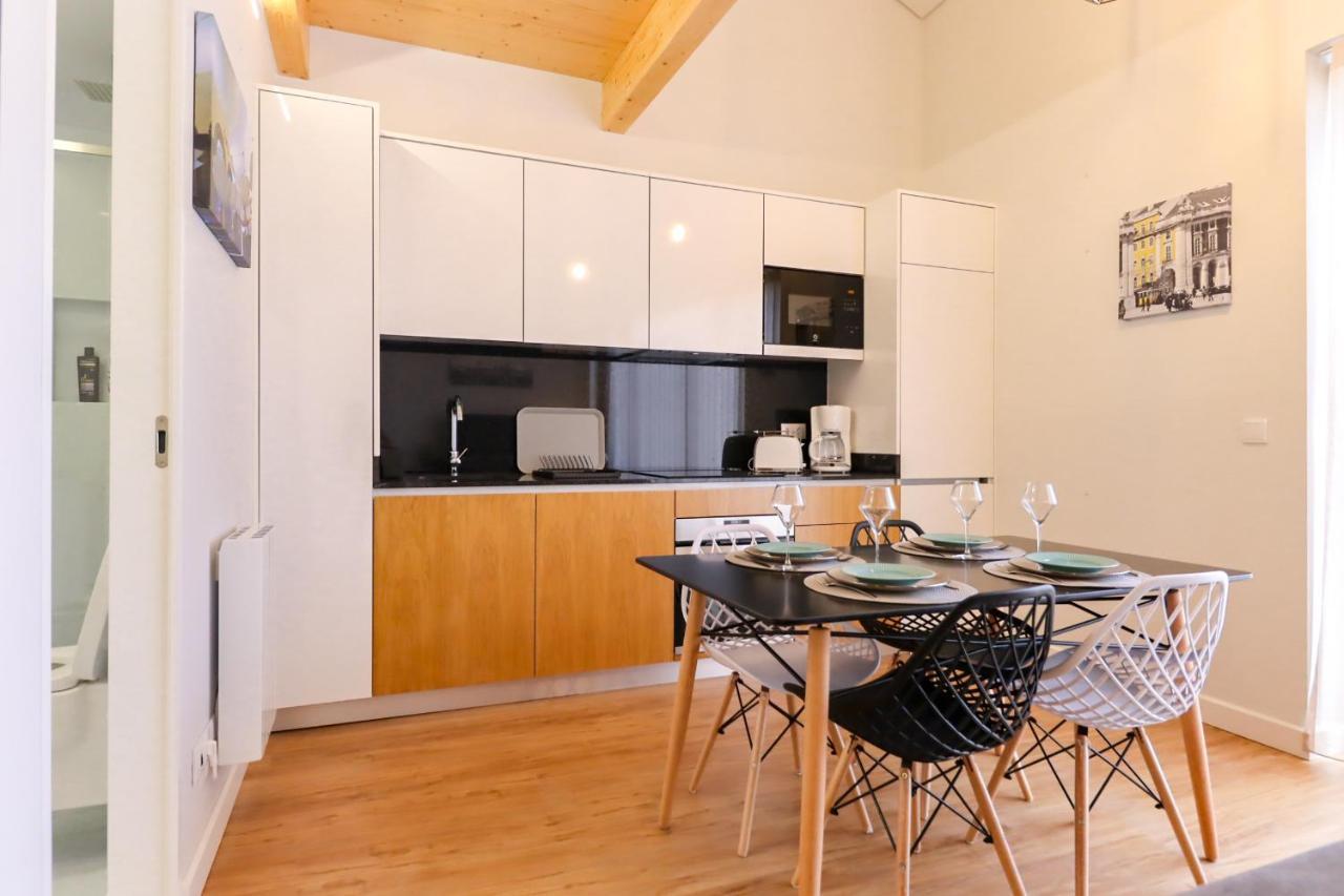 Coutinho Apartment - Modern Ap In The City Centre With Balcony Viana do Castelo Zewnętrze zdjęcie